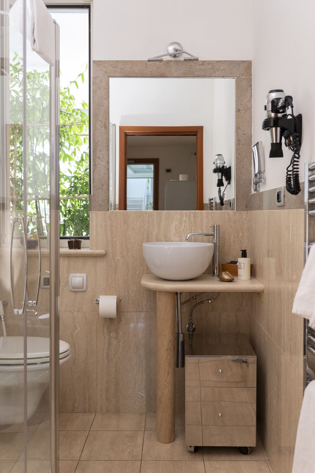 Appartamento con zona relax a piano terra