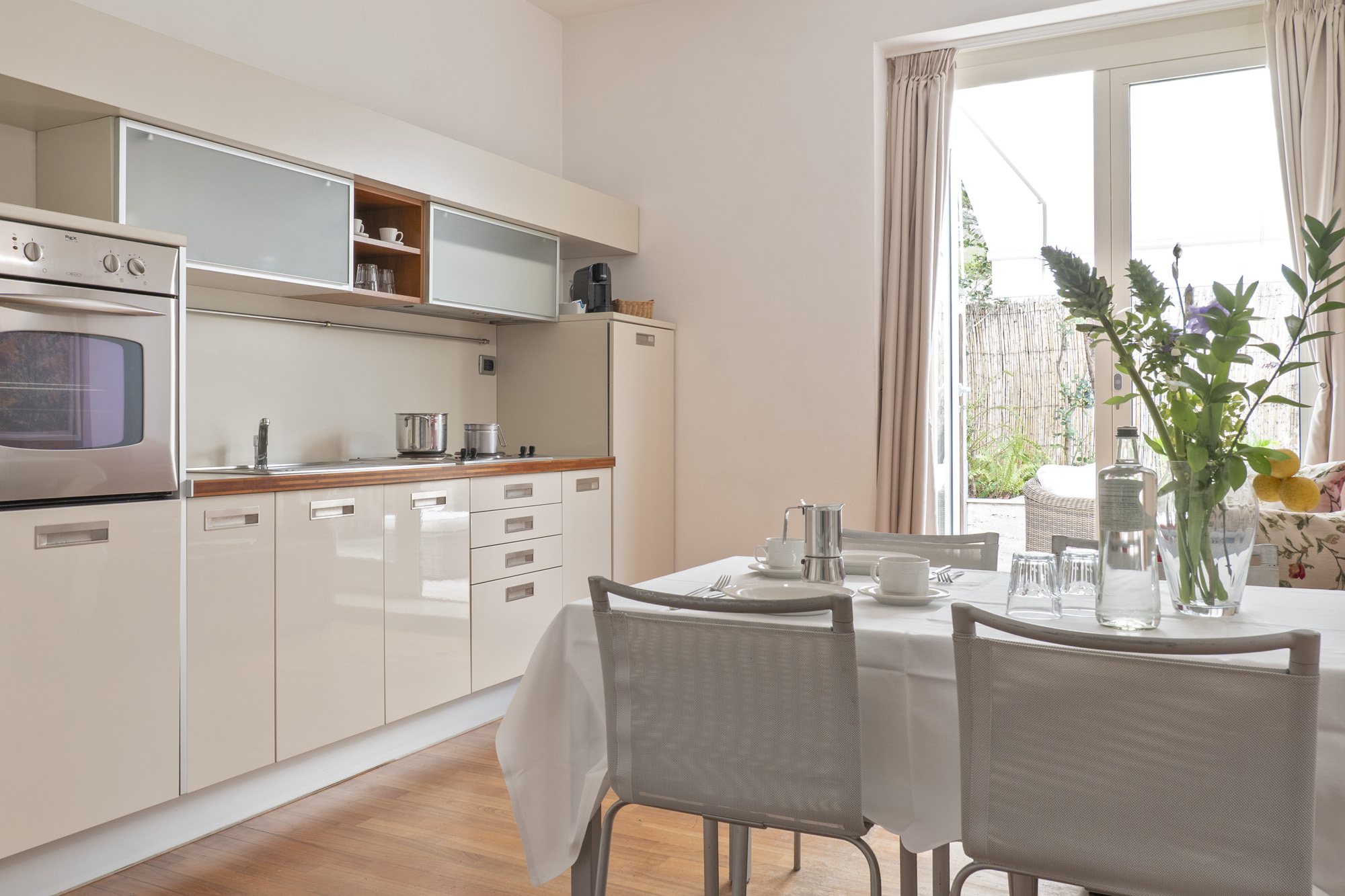 Appartamento con zona relax a piano terra