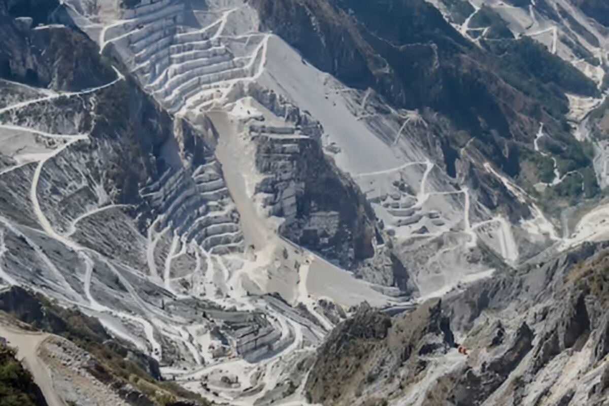 Tour del marmo di Carrara